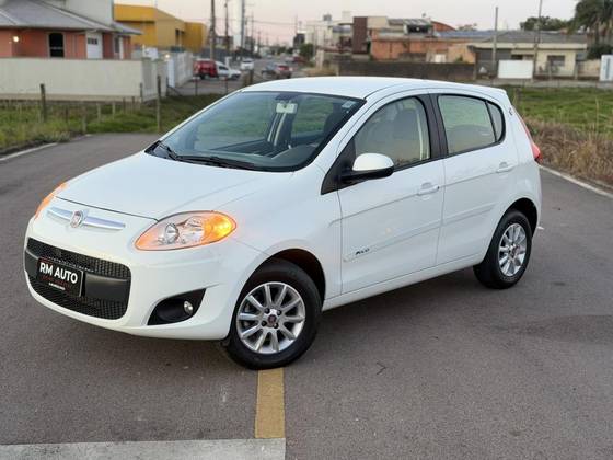 FIAT PALIO 1.0 MPI ATTRACTIVE 8V FLEX 4P MANUAL FIAT PALIO 1.0 MPI ATTRACTIVE 8V FLEX 4P MANUAL